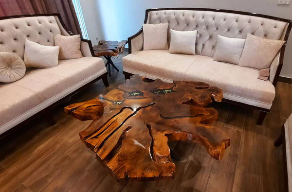 Premium Live Edge Center Table in Solid Wood – Natural Root Design