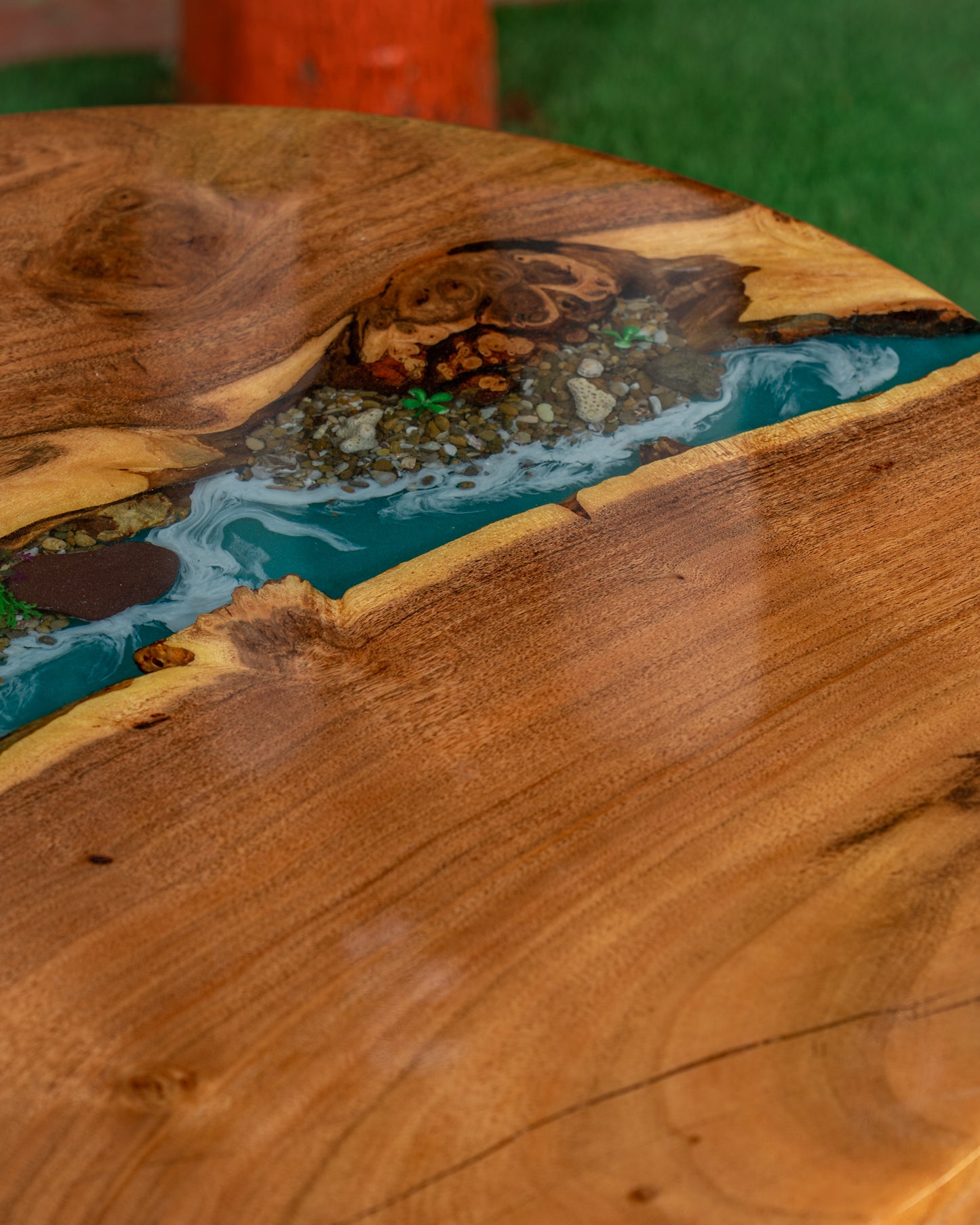 Ocean Themed Round Nesting Table Set (3pc)