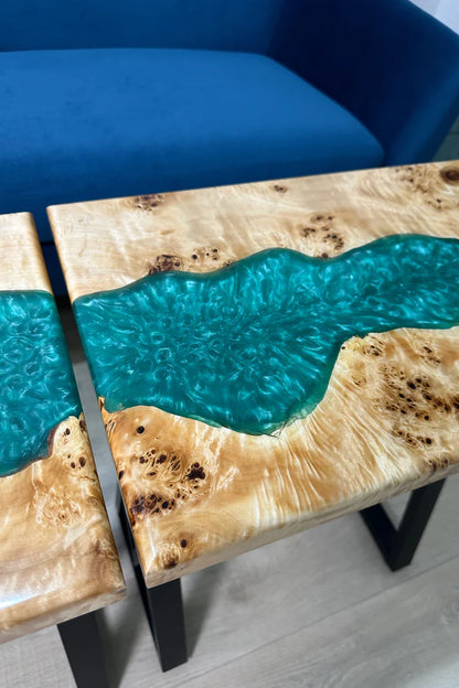 Set of 2 Emerald green Resin Coffee Tables